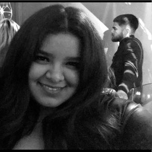 Meet your Posher, Cristal